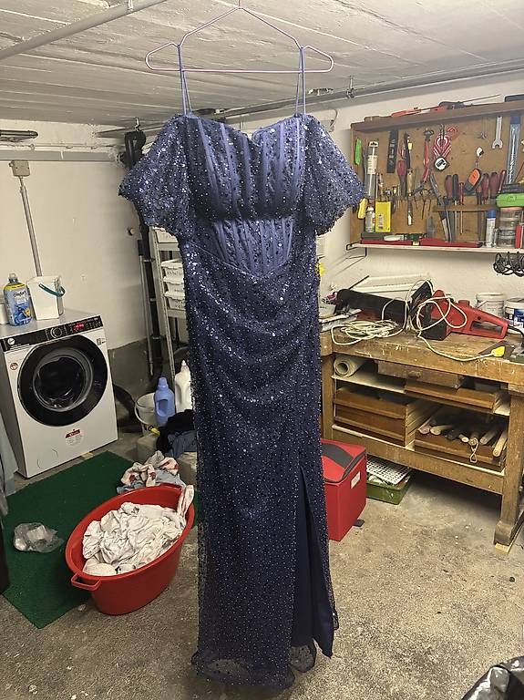 Vestiti: Abendkleid Grösse 44 – Usato da Näfels venduto da hano.degi 1