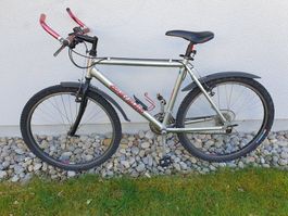 Bike wie Abbildungen - wenig gefahren