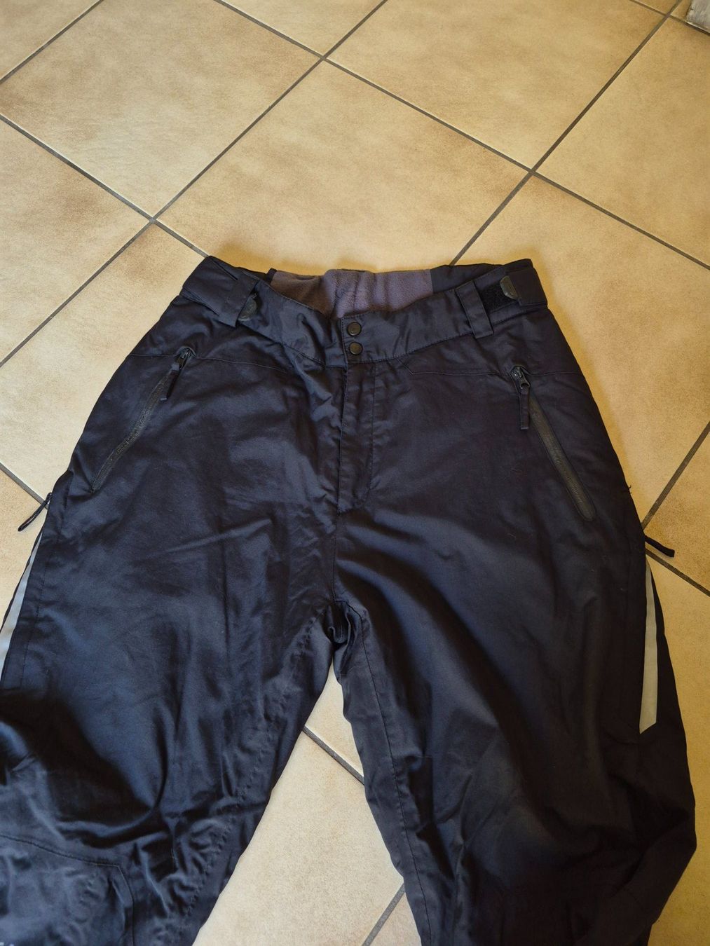 Pantaloni: Pantalon de ski Extend noir, taille L bon état – Usato da le landeron venduto da canette 6