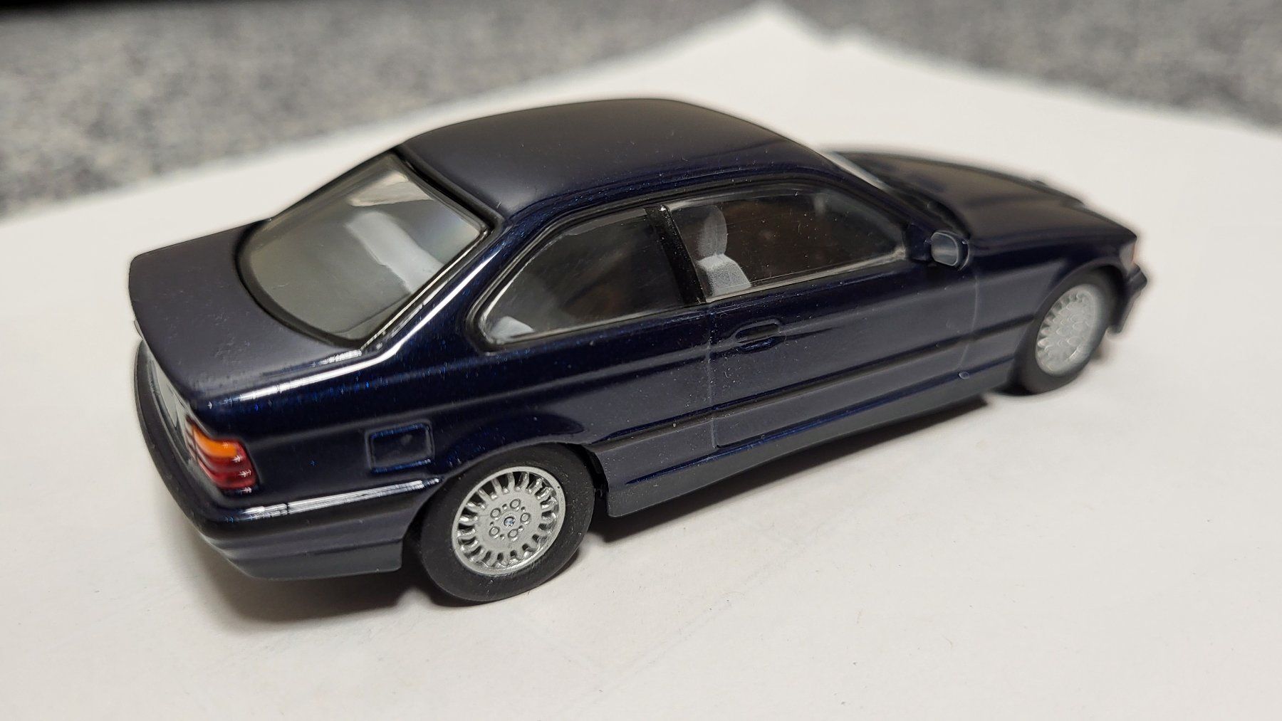 Minichamps Modellini d'auto: Modellauto BMW 3er Coupe e36 1:43 Minichamps – Nuovo (secondo la descrizione) da Beringen venduto da Froggy4 2