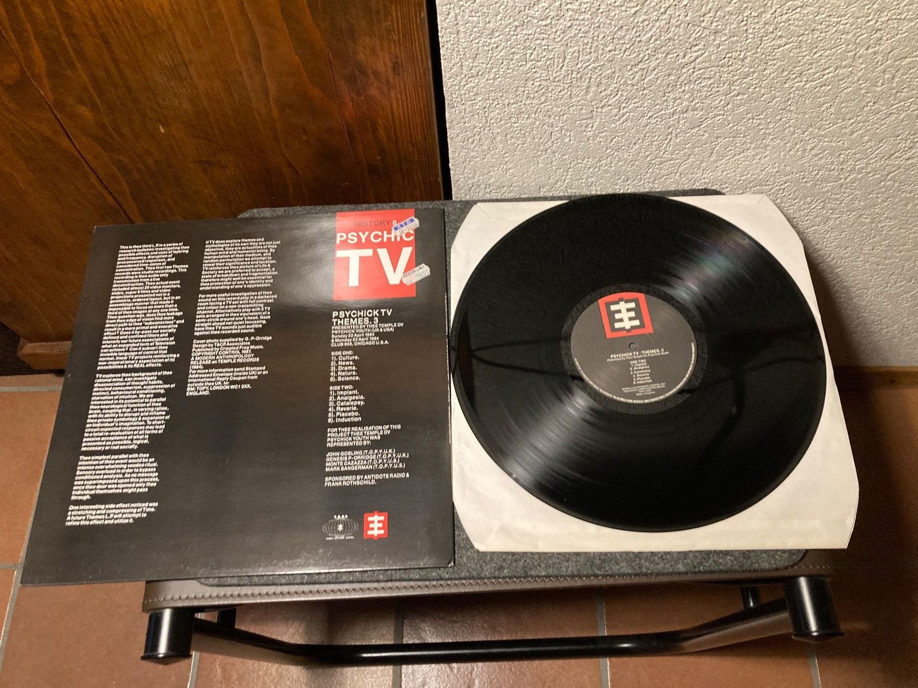 Dischi in vinile: Psychic TV - Themes 3 – Usato da Fribourg venduto da Karushi 1