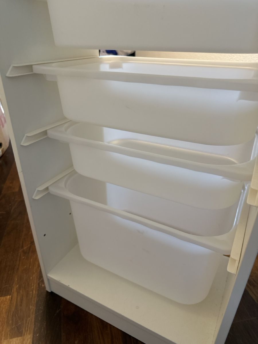Scaffali: IKEA Trofast storage unit white used condition – Usato da Zürich venduto da Cyberra 1