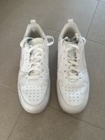 Nike sneaker 40