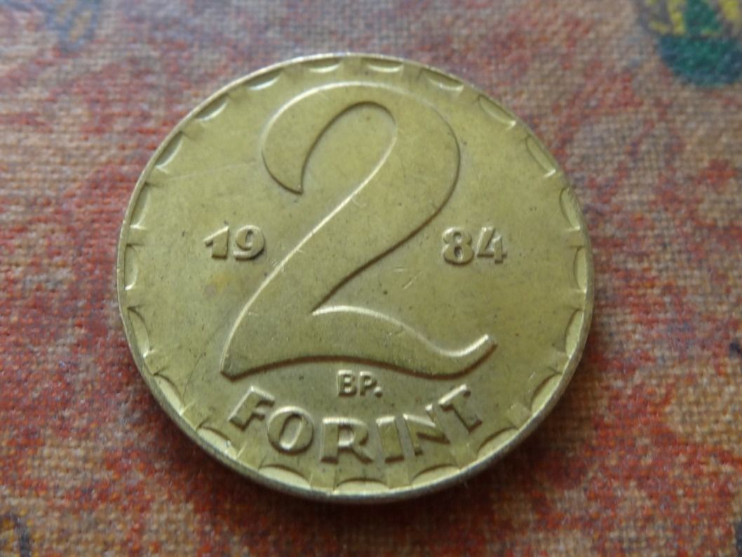 Tutti le monete: HONGRIE  2  Forint  1984 – Usato da Romanel-sur-Lausanne venduto da Swift13