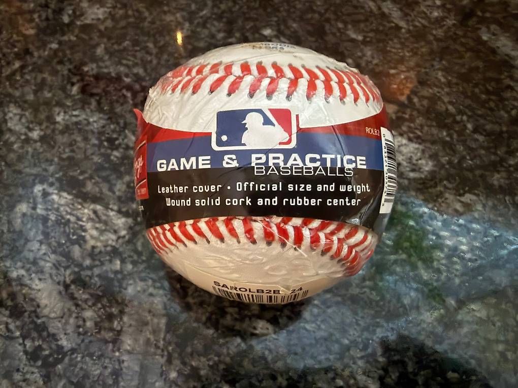 Palloni: Baseball und Football American – Usato da Ittigen venduto da 77miri 2