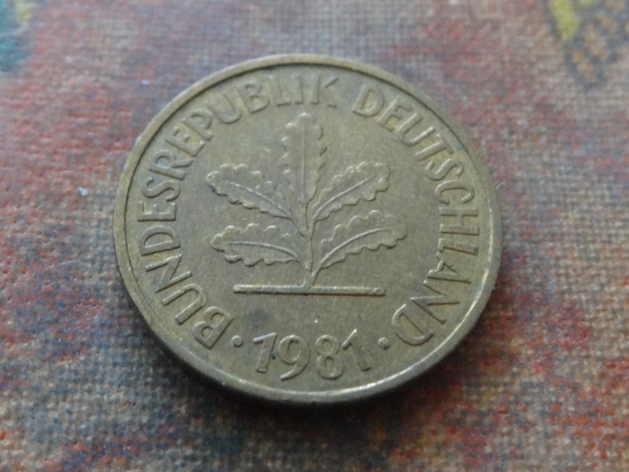 Tutti le monete: DEUTSCHLAND 5 Pfennig 1981 – Usato da Romanel-sur-Lausanne venduto da Swift13