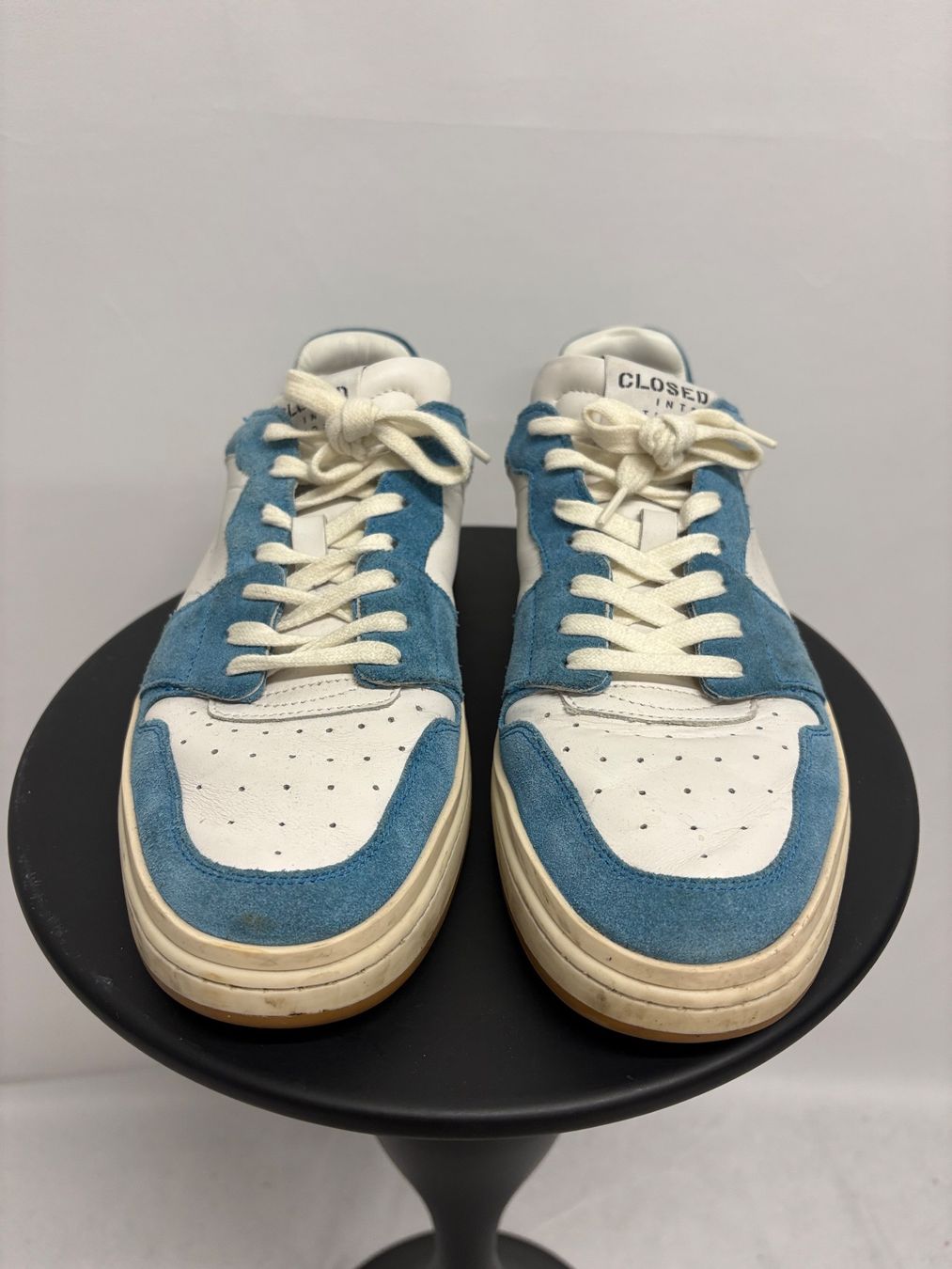 Closed Scarpe da donna: CLOSED Sneaker weiss/blau Leder/Wildleder Gr. 40 – Usato da Regensdorf venduto da secondchancefashion 4