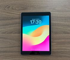 iPad (9.7), 6. Generation (Wi-Fi)