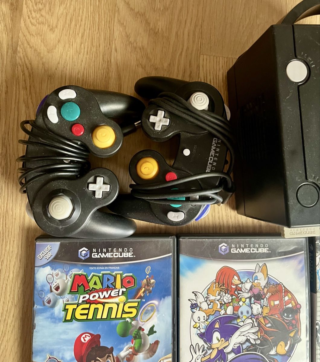 Nintendo Console: Console Nintendo GameCube lot complet accessoires et jeux – Usato da Biel/Bienne venduto da Teric22 1