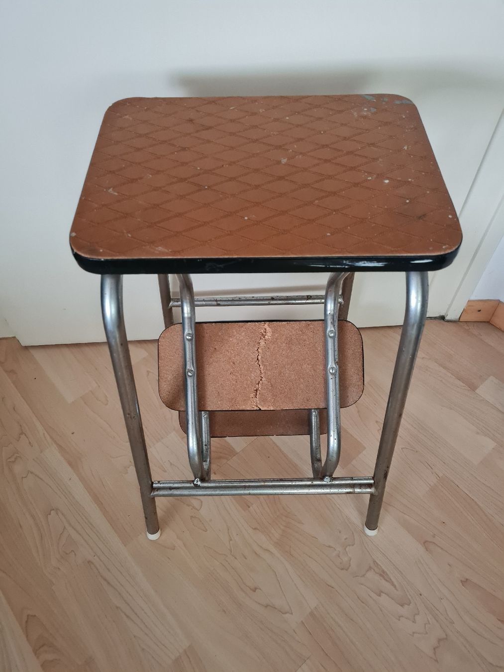 Hocker: Tritthocker 2-stufig – Gebraucht aus St. Gallen von zim_58gw 1