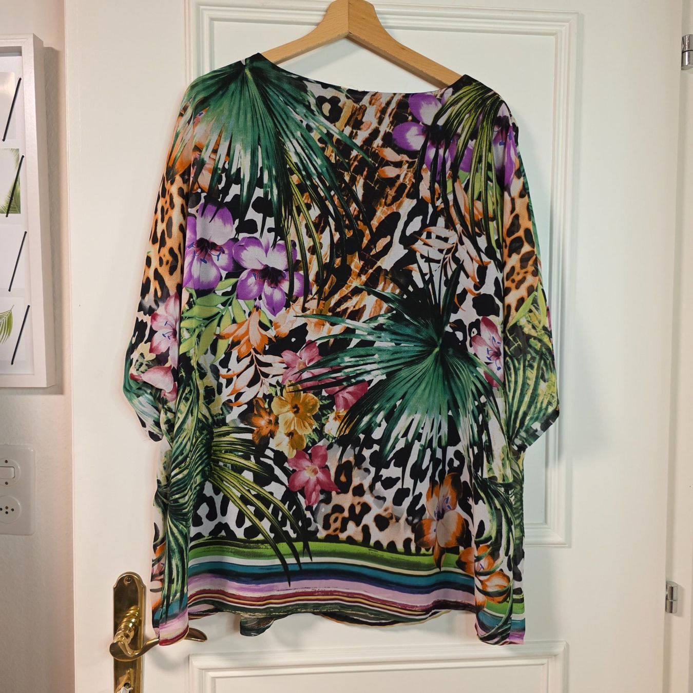 Chemisiers: Sommerliche Bluse mit Blumenmuster Gr. L/XL – D'occasion à Wald ZH par CapLux 3