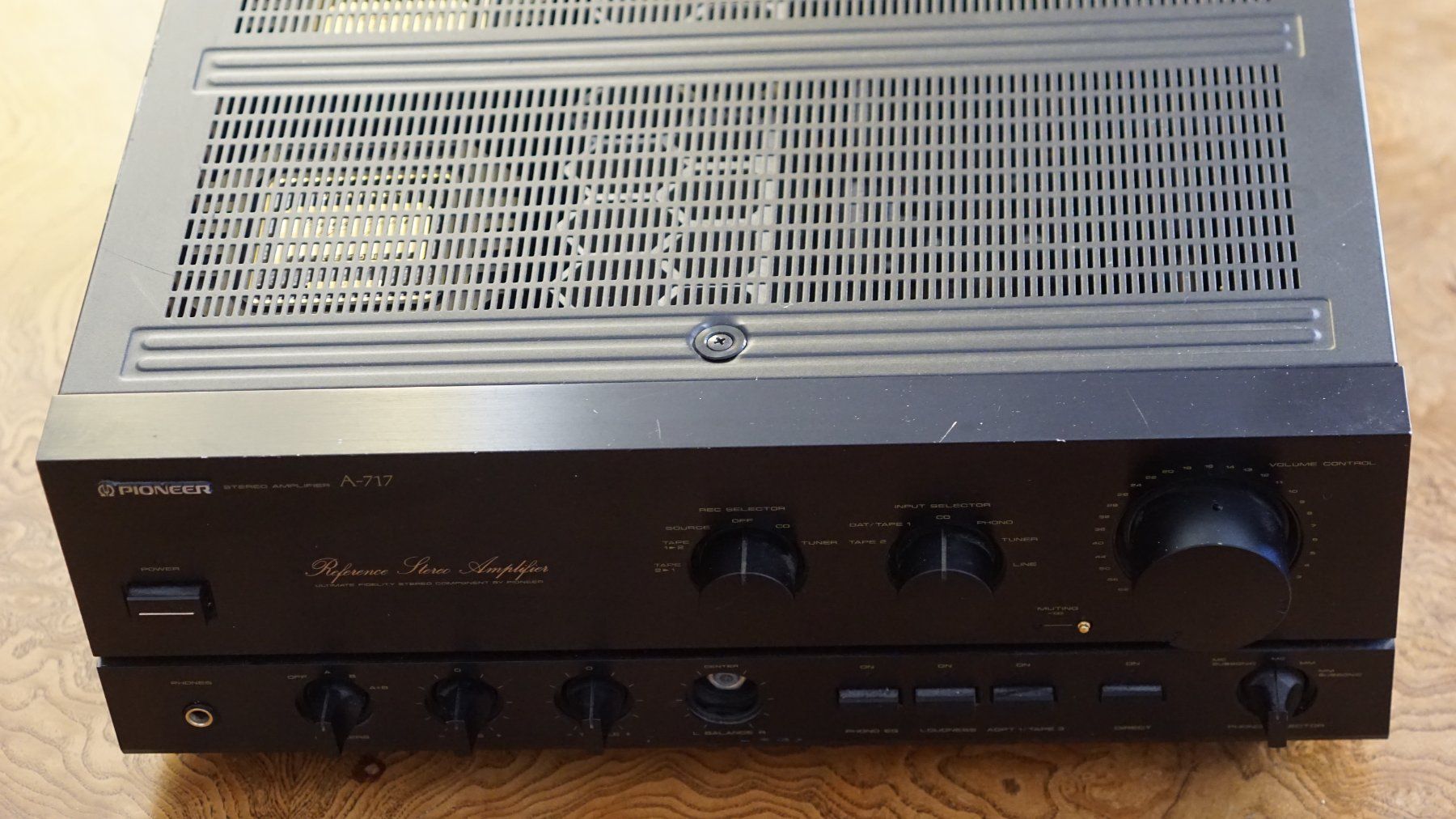 Pioneer Verstärker: PIONEER A-717 – Gebraucht aus st-imier von pongex