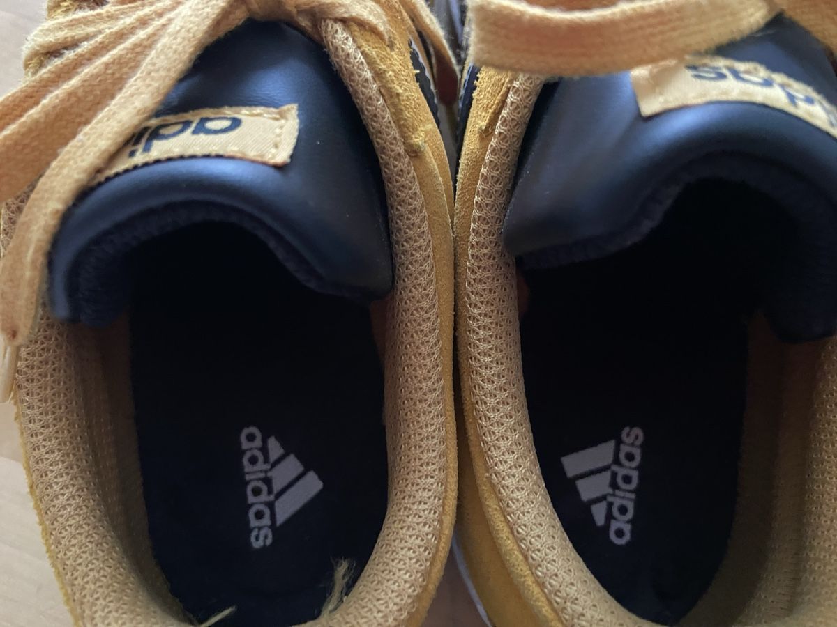 Adidas Scarpe da donna: Adidas Sneaker gelb Wildleder – Usato da Binningen venduto da Dodo21 5