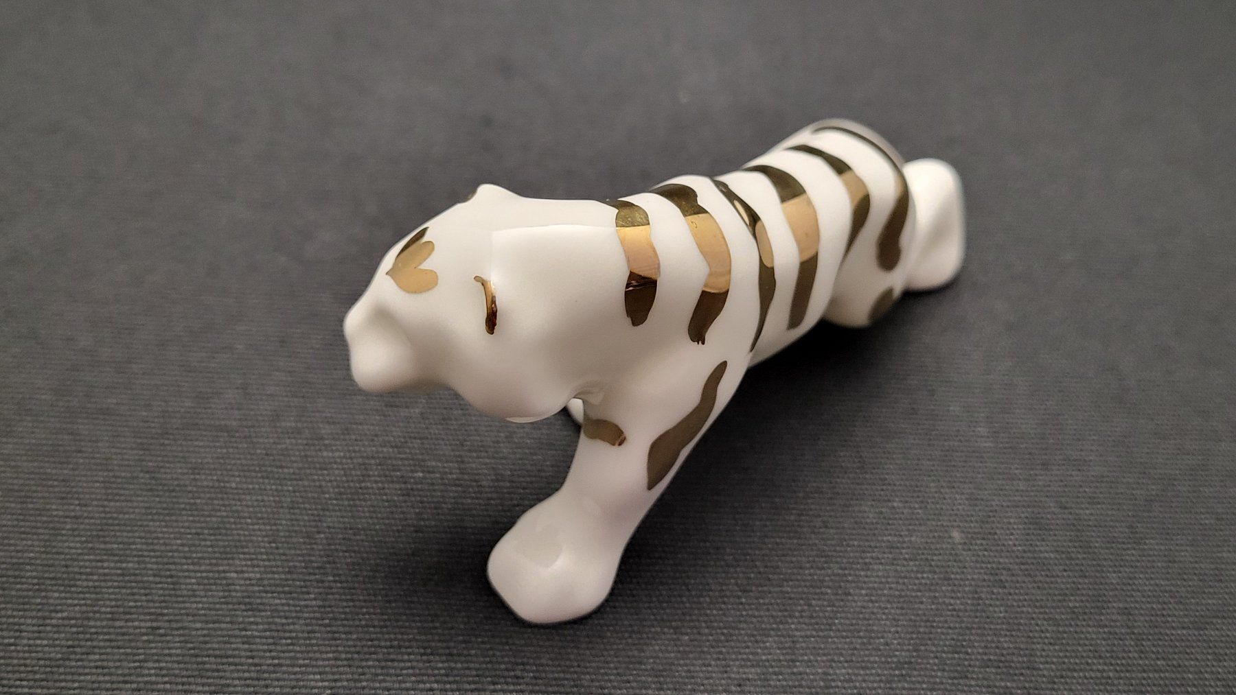 Statuette: Tiger LOMONOSOV – Usato da Basel venduto da spinne02 4