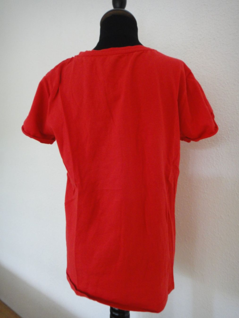 Camicette, T-shirt & Top: Rotes T-Shirt Gr. 12 Jahre – Usato da Winterthur venduto da LemonTree5 1