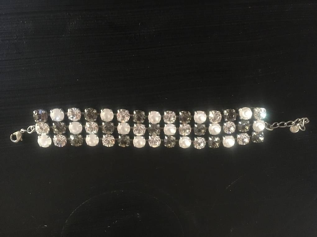 Armbänder & -reifen: Damen Armband mit Kristallen – Gebraucht aus Zürich von BuenosAires03