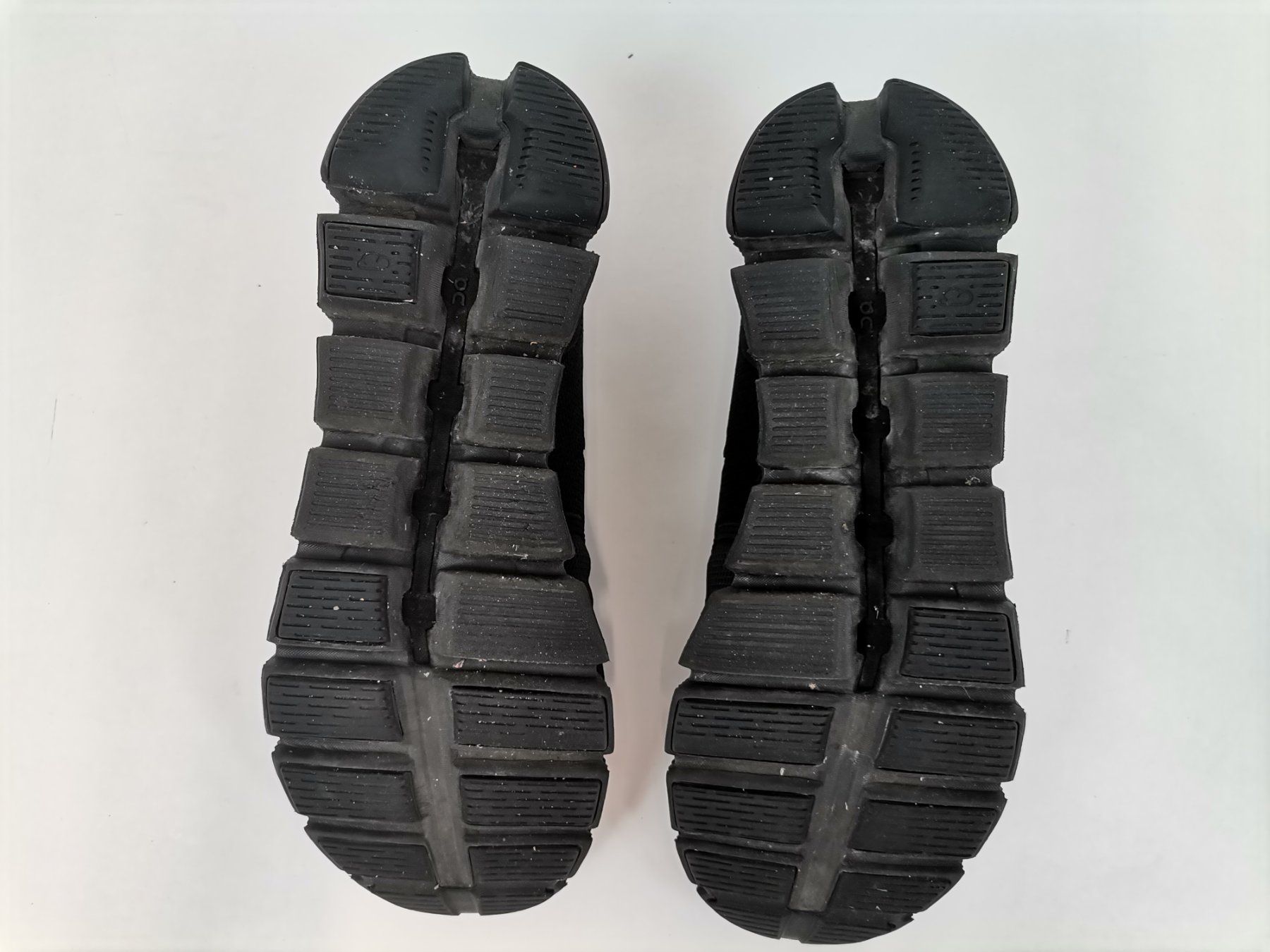 On Herrenschuhe: ON Cloud Laufschuh – Gebraucht aus Schaffhausen von Restwert_SH 9