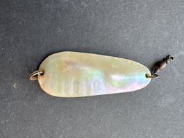 Angelköder Perlmutt Blinker/Wobbler ca 5 cm guter Zustand