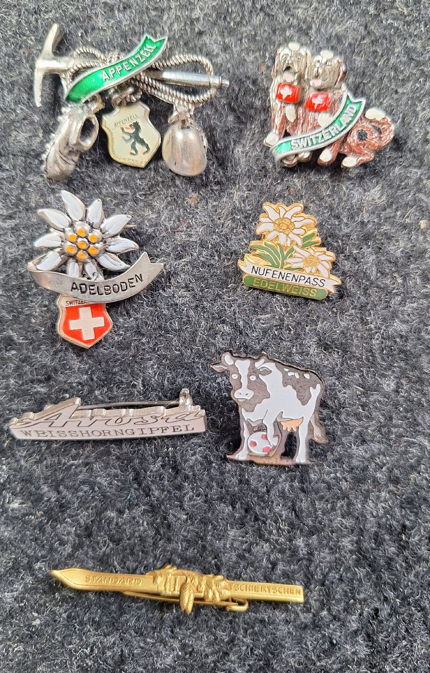 Broschen & Nadeln: VINTAGE ANSTECKNADELN SAMMLUNG  – Gebraucht aus Niederwangen BE von pfiff02 2