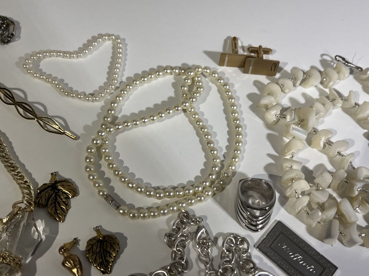 Altri gioielli: Lot de bijoux anciens  – Usato da St-Pierre-Clages venduto da ste_xk6p 3