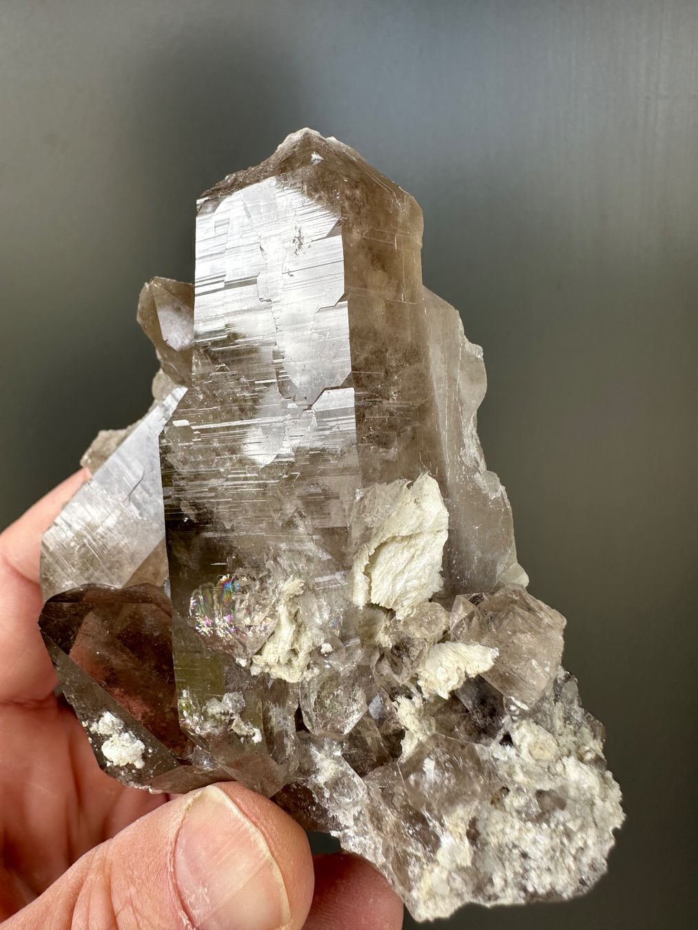 Minerali & Pietre curative: Rauchquarz Val Cavardiras – Usato da Oberuzwil venduto da Crystall0 3