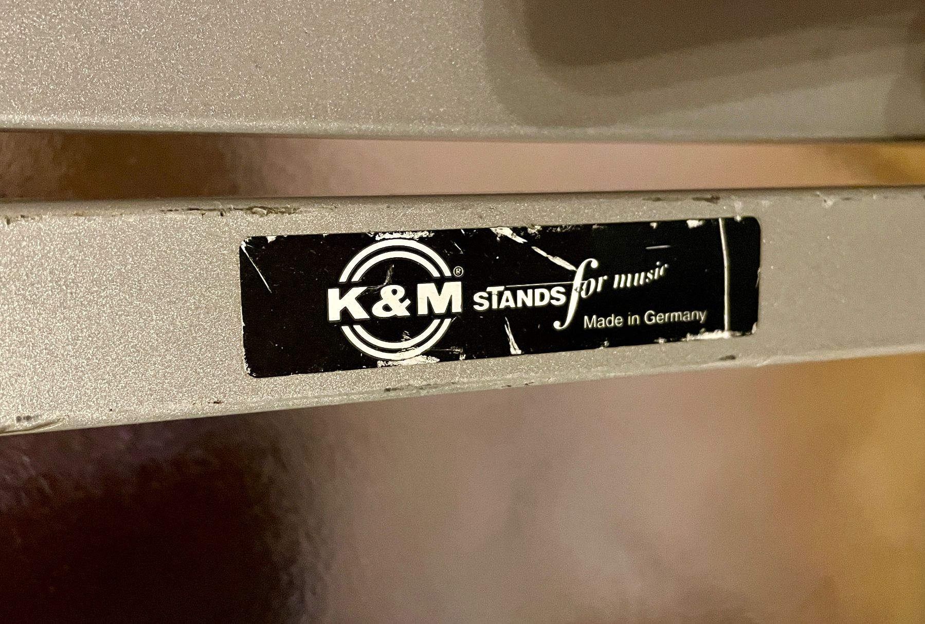 König & Meyer Supporti per strumenti musicali & leggii: Keyboardständer/ X - Ständer silbern von K&M – Usato da Gümligen venduto da soleil149 7