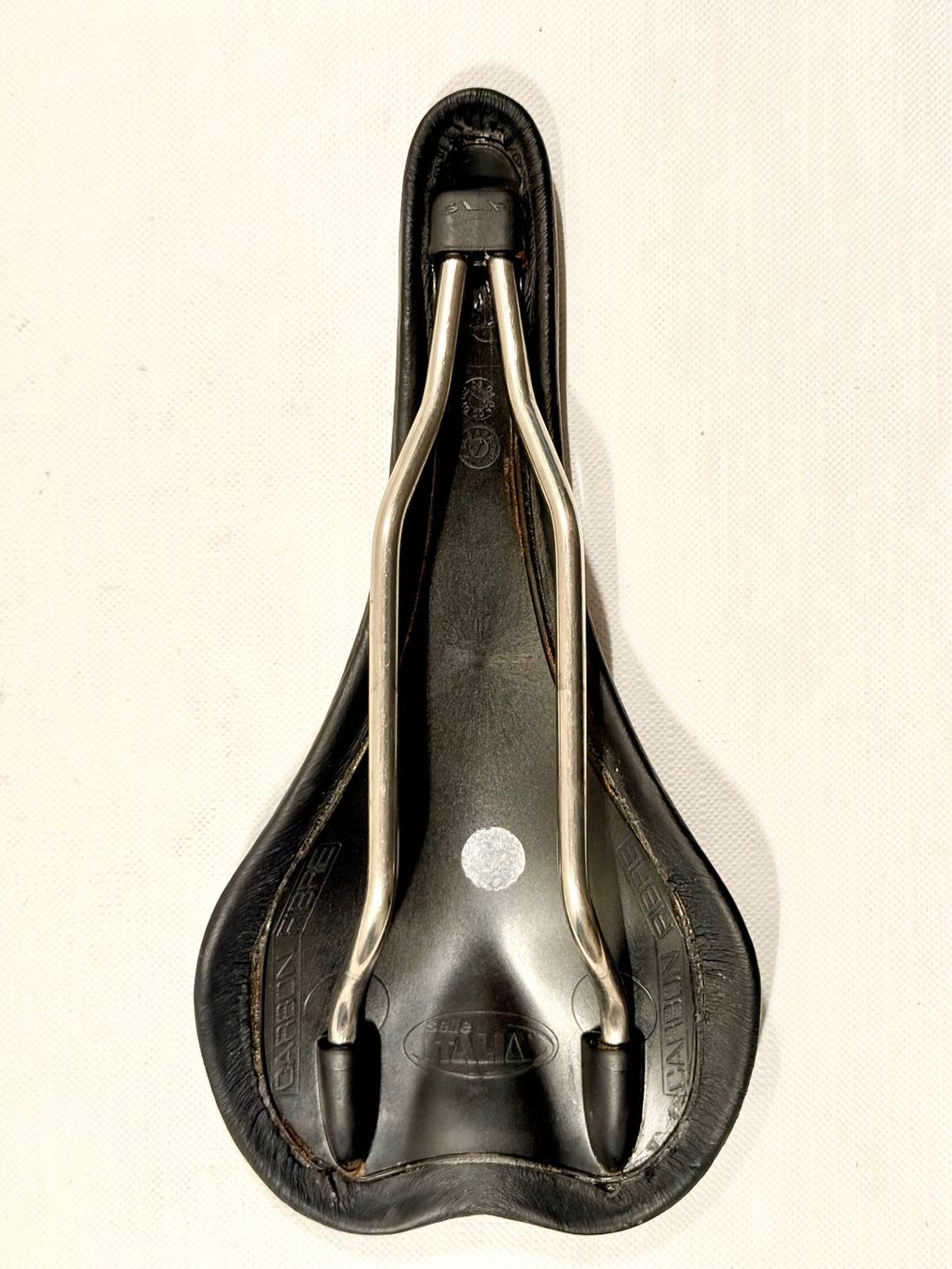 Selle Italia Ersatzteile: Selle Italia SLR CARBON FIBRE Leder Sattel 135g TOPZUST 2605 – Gebraucht aus Luzern von bikeandbeltcom 4