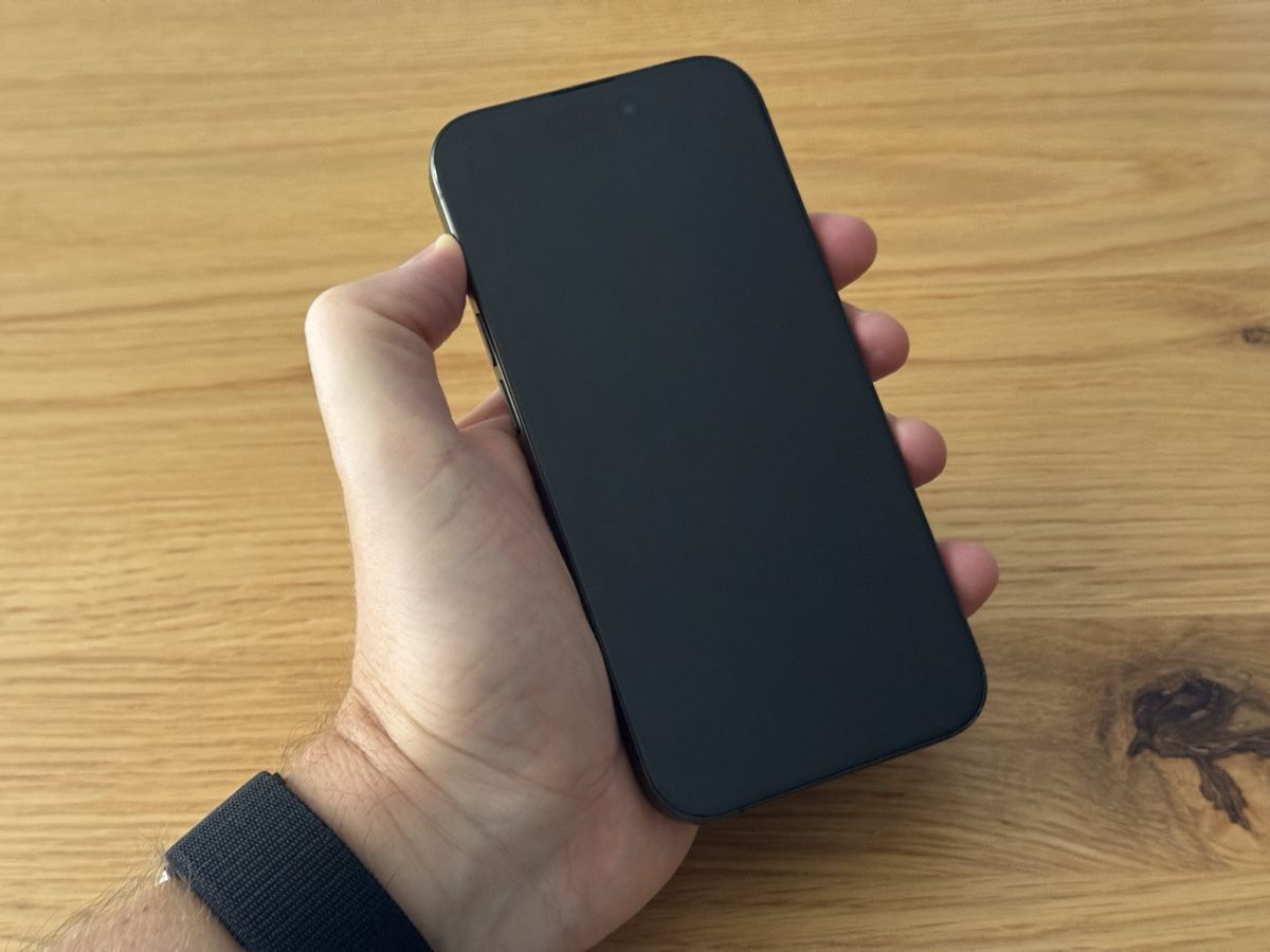 Apple Telefoni cellulari / Smartphones: iPhone 15 Pro 256 GB Schwarz – Nuovo (secondo la descrizione) da Dintikon venduto da iPhibse