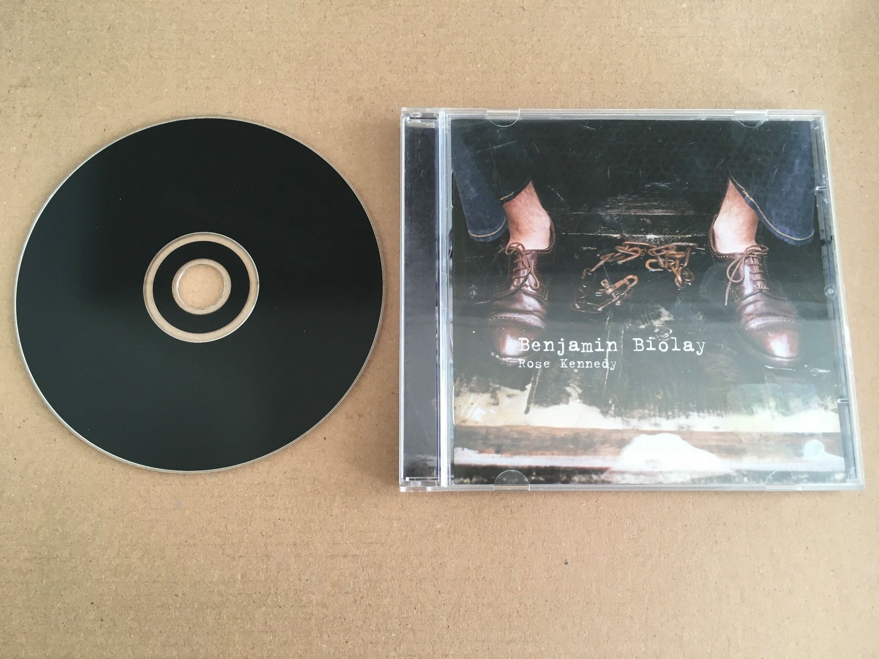 CD: Benjamin Biolay - Rose Kennedy -CD- – Usato da St.Gallen venduto da MedienJoe