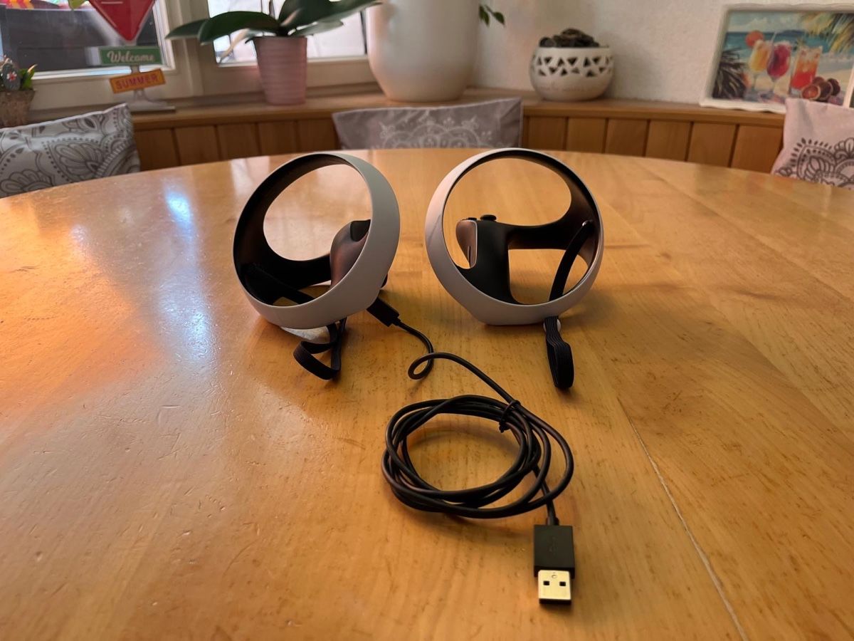 Sony Casque VR: Sony PlayStation VR2 VR-Headset und VR2-Sense Controller L/R – Neuf (Voir description) à Wald ZH par Famillie_ZH 2