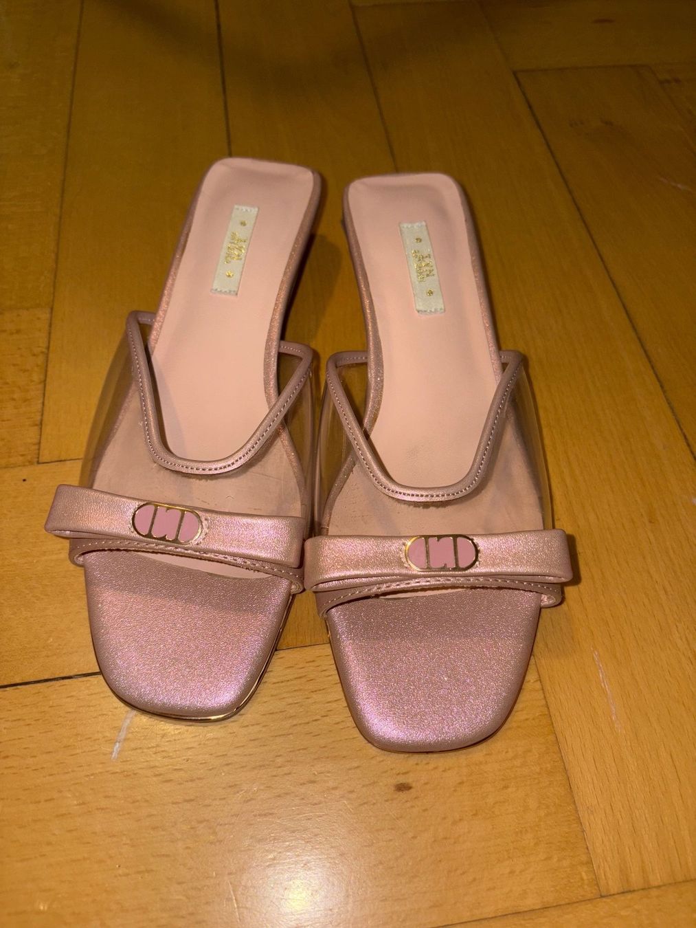 Scarpe da donna: Pink Sandals – Nuovo (secondo la descrizione) da Volketswil venduto da mel_vh2s