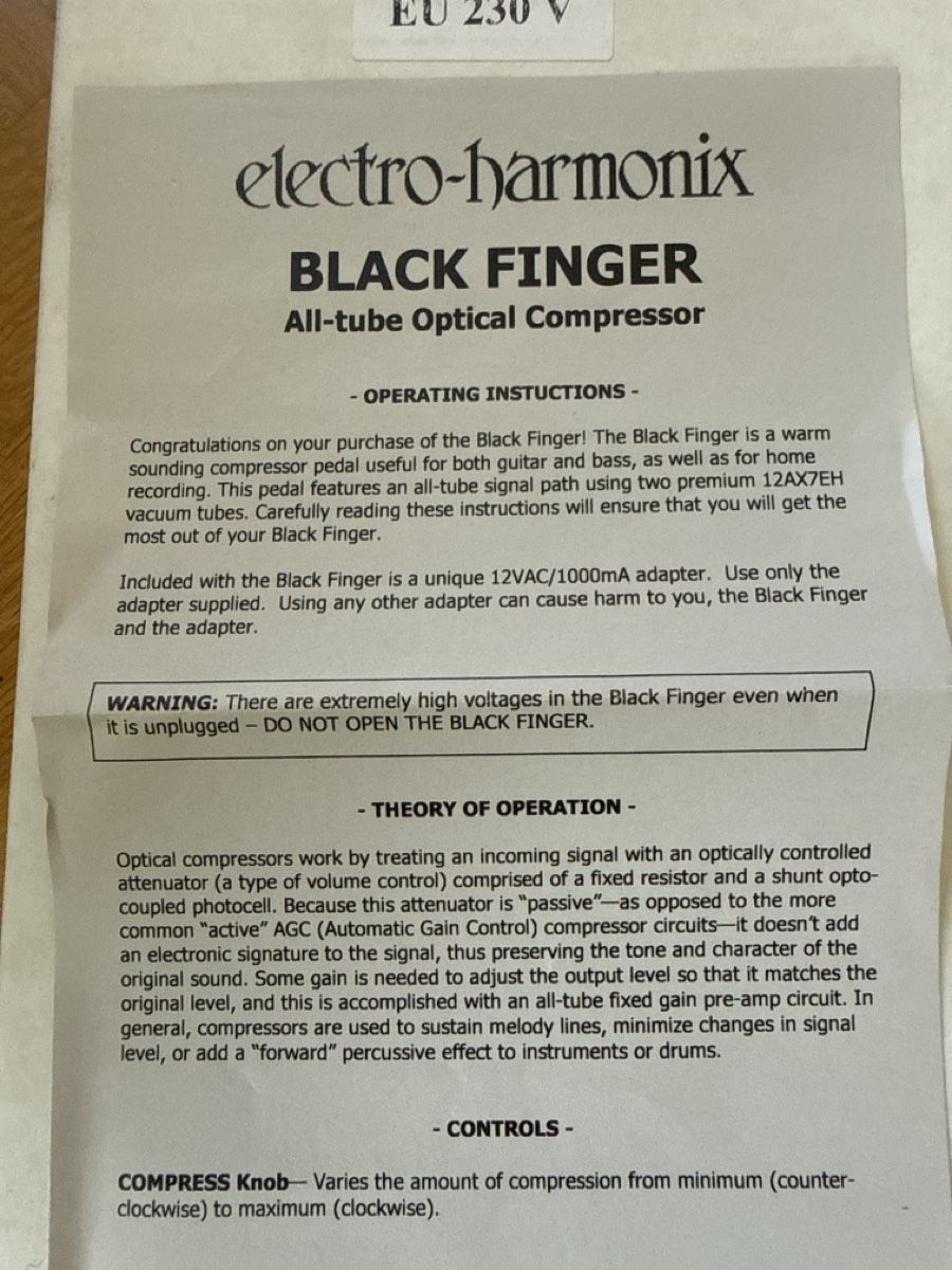 Electro-Harmonix Musikinstrumente: Electro-Harmonix Black Finger Optical Compressor – Gebraucht aus Zürich von jack6str 2