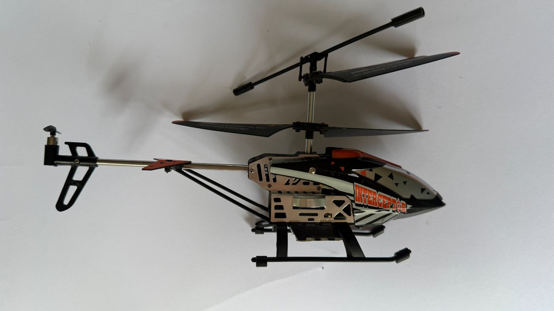 Revell RC Modellbau: Ferngesteuerter Mini-Helikopter Revell Interceptor – Neu (gemäss Beschreibung) aus Zug von IvoMo 2