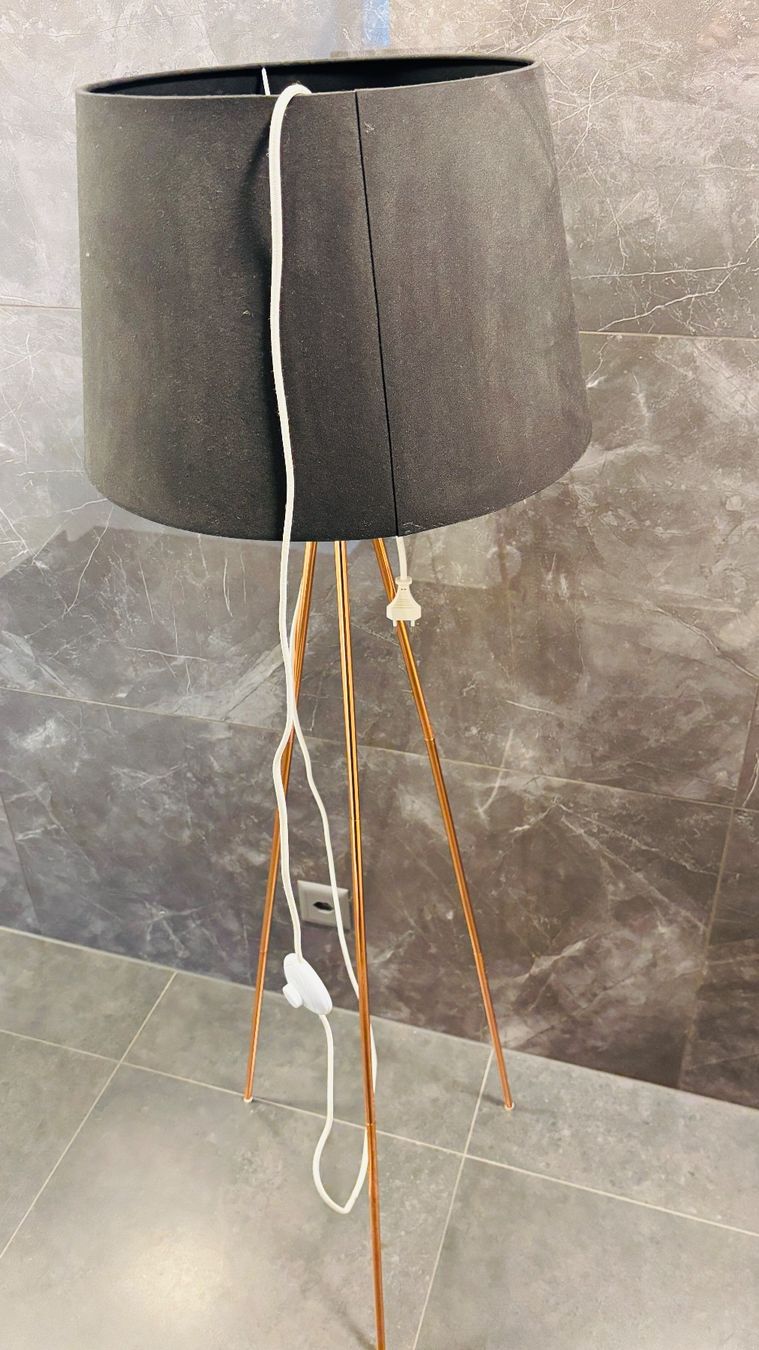 Lampes: Stehlampe Modern Design Kupfer/Schwarz – Neuf (Voir description) à Lengnau BE par 4ConsultingSolutions 3