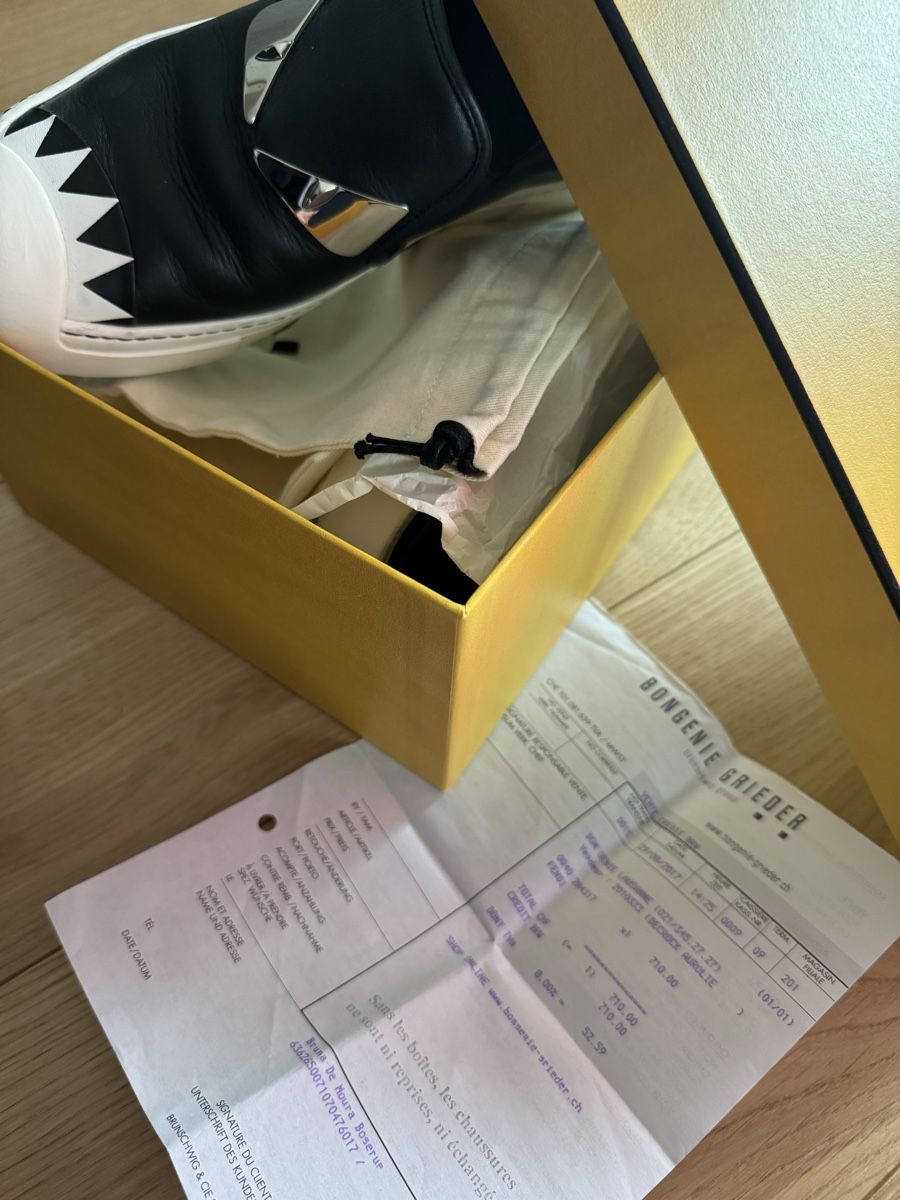 Fendi Scarpe da donna: Sneaker Fendi – Nuovo (secondo la descrizione) da Pully venduto da bbo_7b8c 4