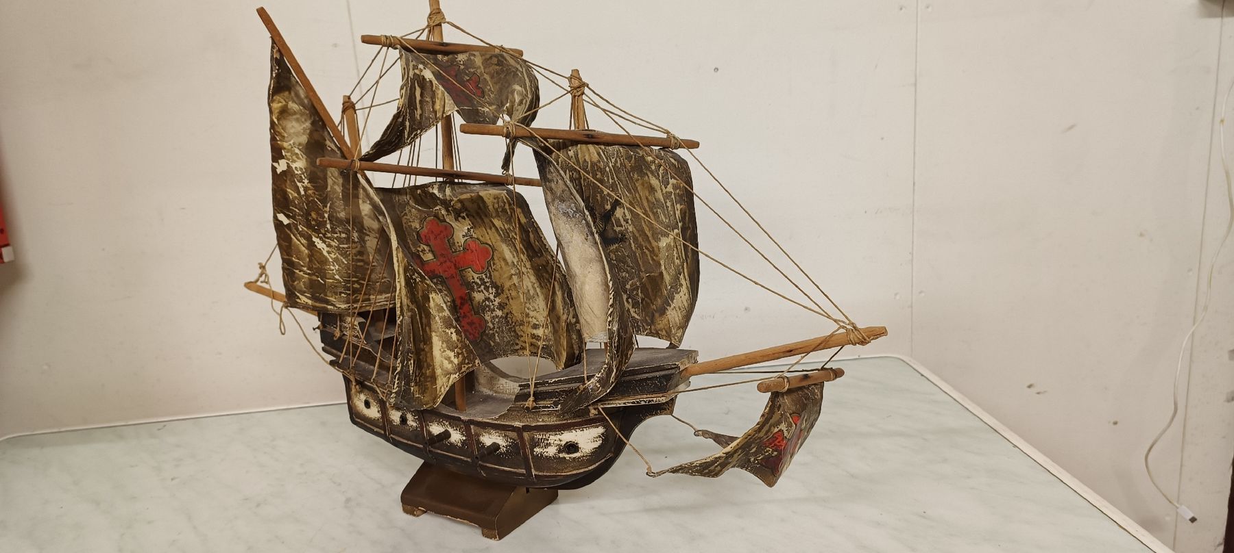 Kit di modellismo & Modellini statici: Schiffsmodell – Usato da Pfäffikon ZH venduto da K-V-M