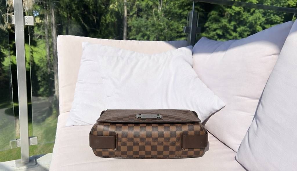 Taschen für Damen: Louis Vuitton Umhängetasche  – Gebraucht aus Romont FR von Yohelys 1