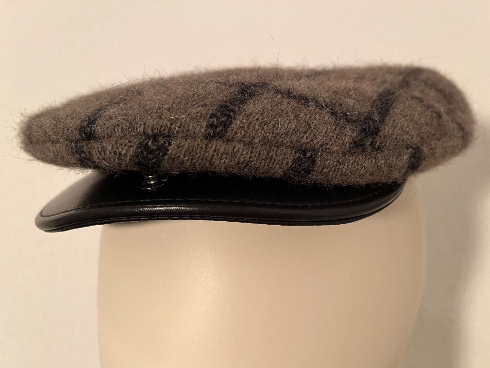 Hüte, Mützen & Caps: Possum Béret Karomuster L – Neu und originalverpackt aus Zollikofen von marys-choice