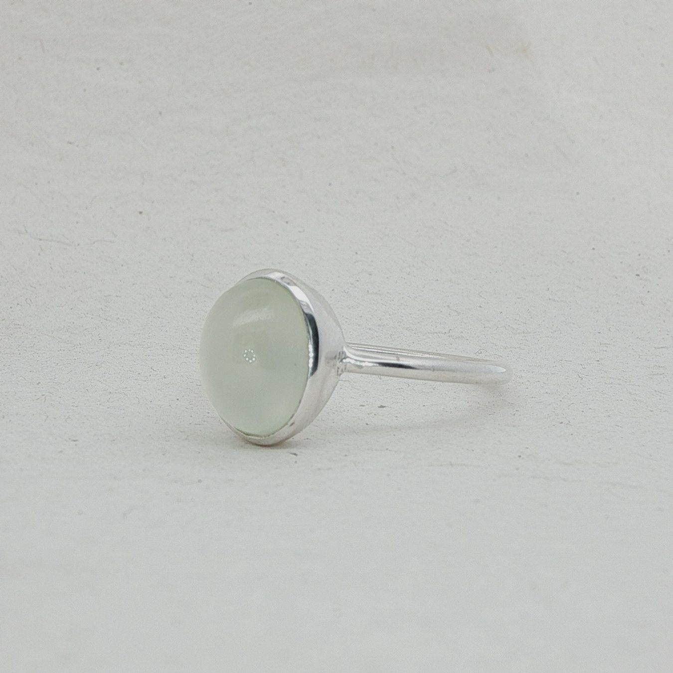 Olga Ribler Anelli: Unikate Silber Ring 925 mit Prehnit Grösse 59 – Nuovo (secondo la descrizione) da Luzern venduto da Schmuckoutlet 1