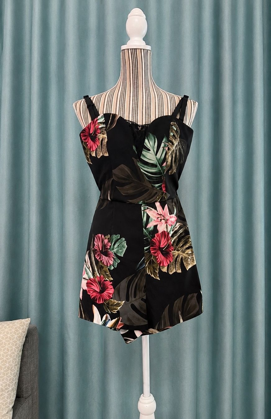 Guess Jumpsuits: Jumpsuit Guess, Gr. XS – Neu (gemäss Beschreibung) aus Fällanden von ekaterinatheissl 3