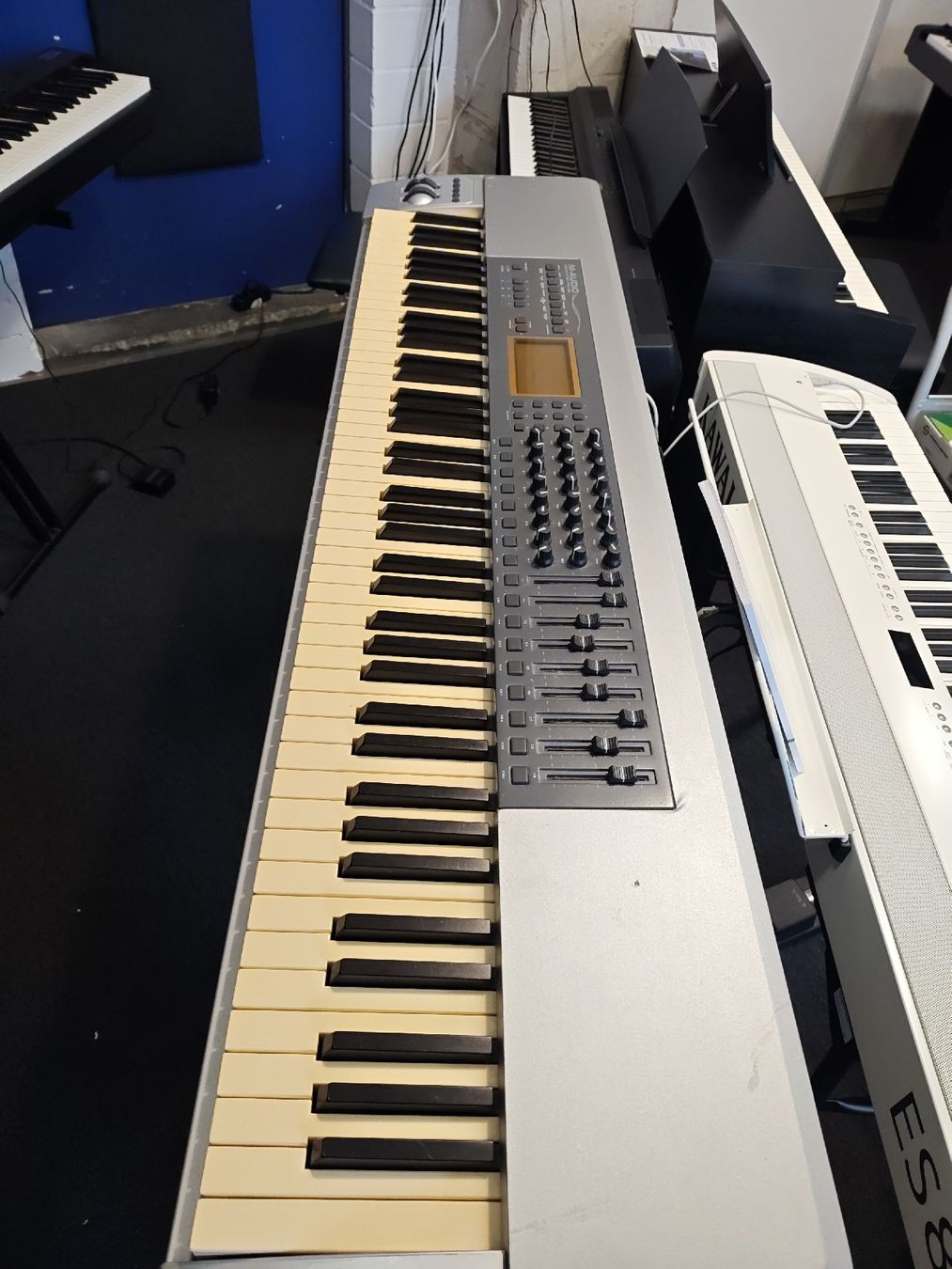 M-Audio Strumenti musicali: M-Audio Keystation Pro 88 Controller älterer Jahrgang – Usato da Winterthur venduto da Winti-Piano