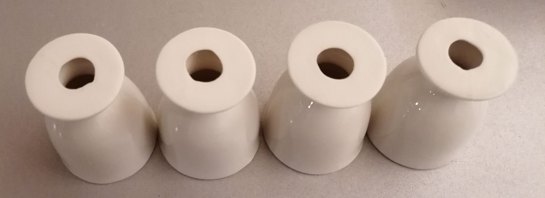 Sonstiges Geschirr: 4er Set Eierbecher weiss – Gebraucht aus Schwarzenegg von musi09 2