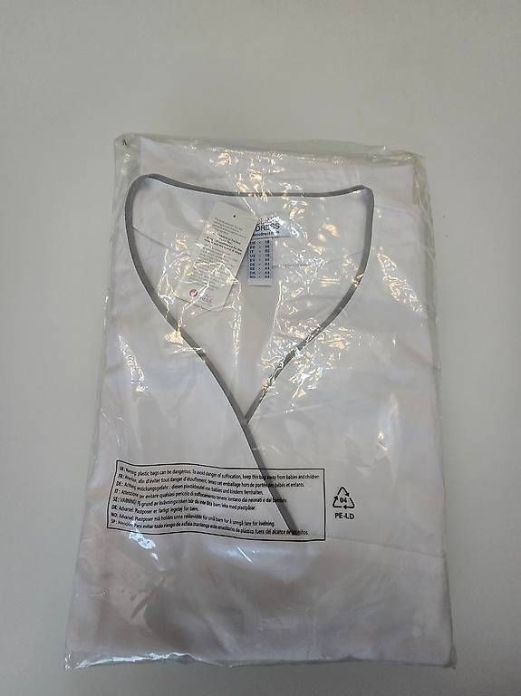 Altro per Abbigliamento & Protezione sul lavoro: Schlupfkasack weiss Neu Gr. 44 – Nuovo e nell'imballaggio originale da Thun venduto da Umd