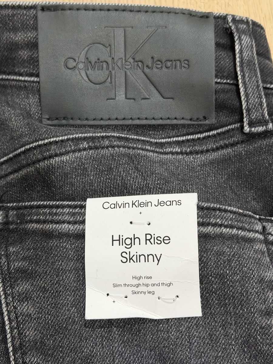 Calvin Klein Jeans: Calvin Klein Jeans - Neu! – Nuovo e nell'imballaggio originale da Aarau venduto da AK_2lqy 2