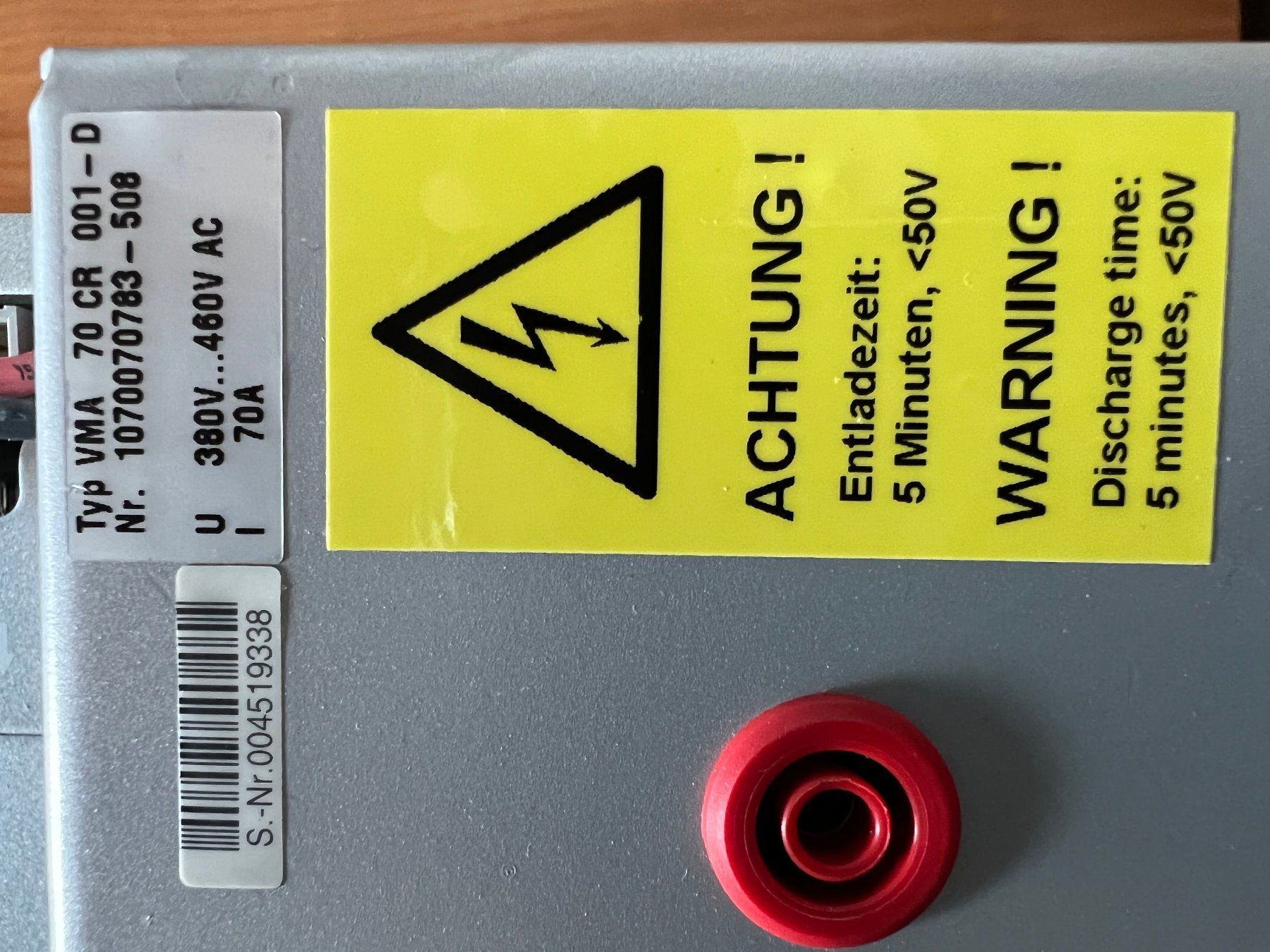 Bosch Componenti elettronici: Bosch Versorgungsmodul Typ VMA 70 CR 001-D – Usato da Oberdorf BL venduto da xez_wl9l 1