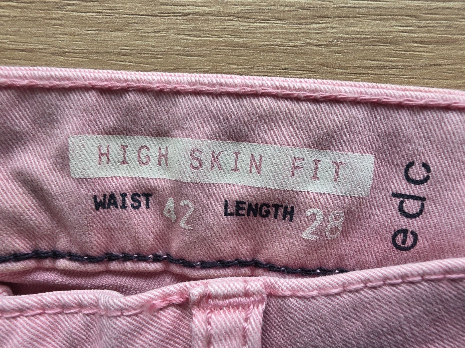 Esprit Pantaloni: EDC Esprit Damen Hose, pink, Gr. 42/28, stretch – Nuovo (secondo la descrizione) da Wädenswil venduto da Gabinomi 2