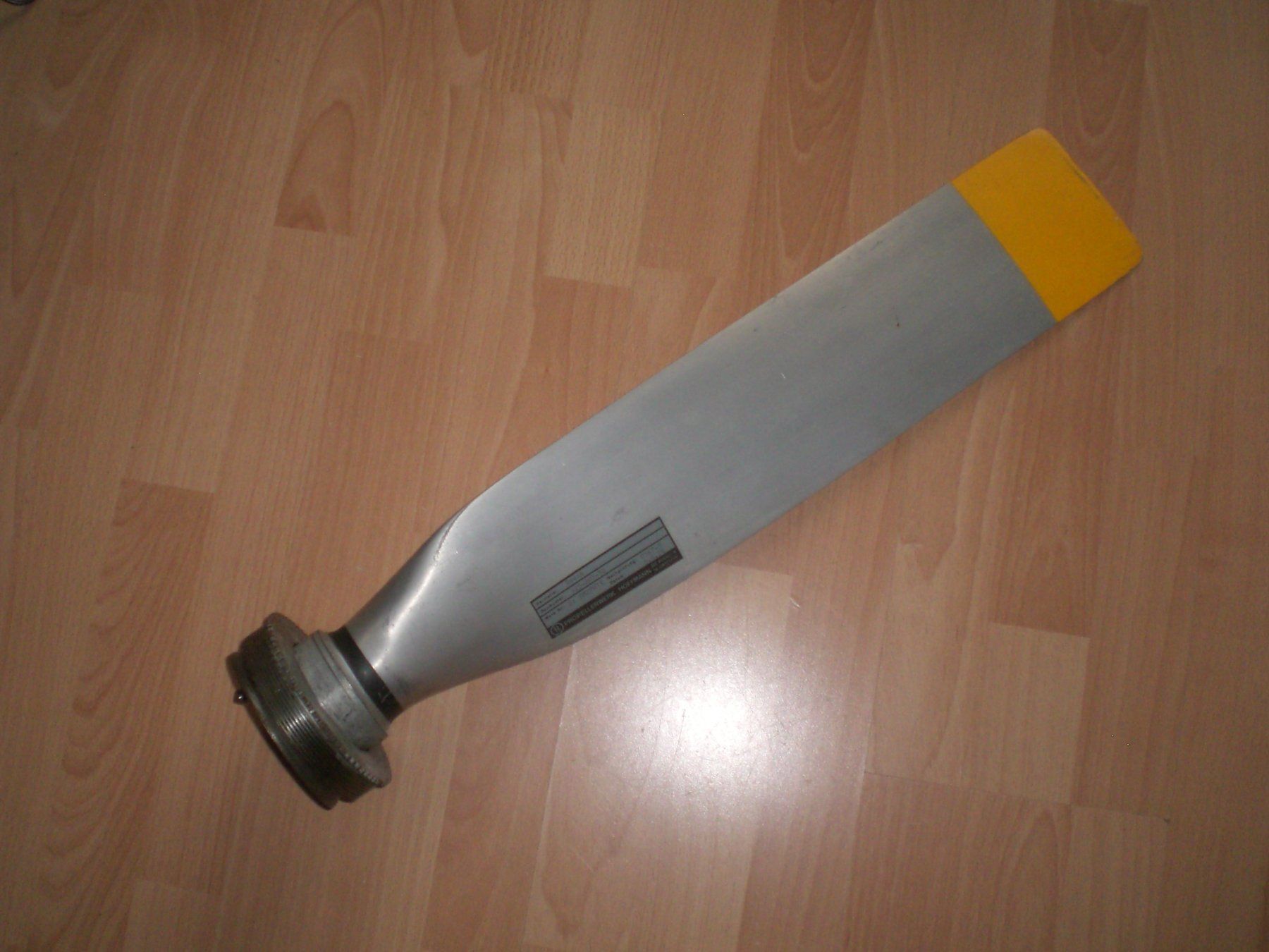 Messen: Propeller-Blatt Beech-MQM-61 Cardinal Drohne – Gebraucht aus Grellingen von Neuron67