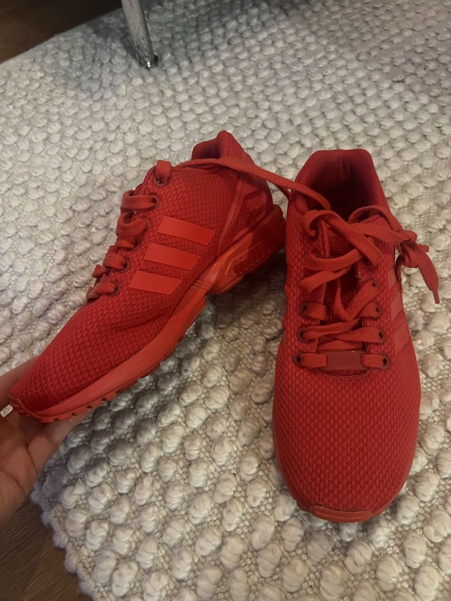 Adidas Damenschuhe: Adidas Flux – Gebraucht aus Adliswil von aysis61