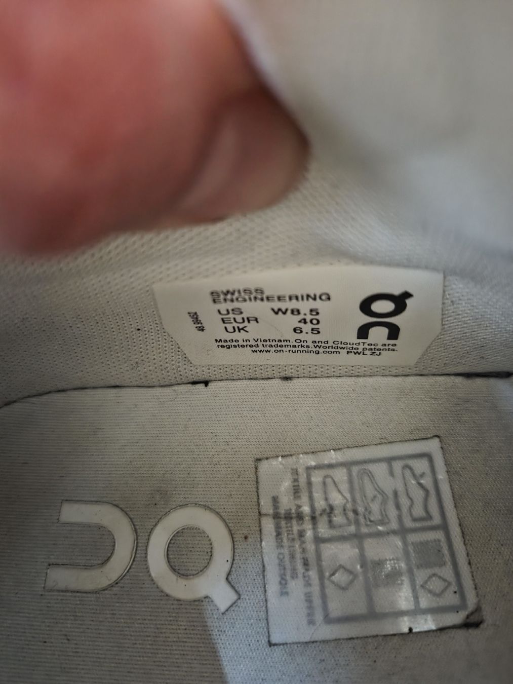 On Scarpe da uomo: Schuhe On The Roger Advantage, Gr. 40, weiss – Usato da Dübendorf venduto da Skygirl8 4