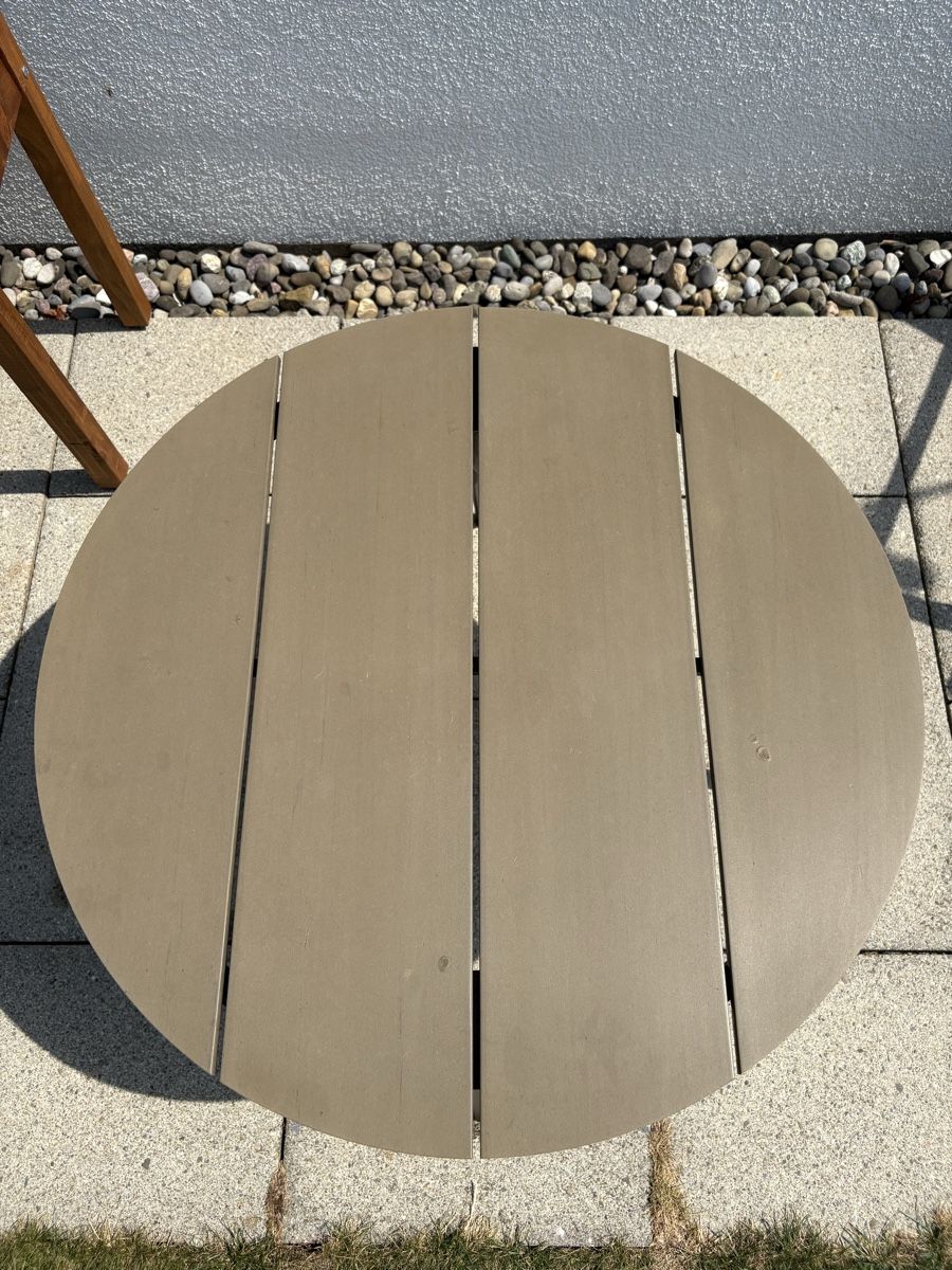 Tische: Gartentisch  – Gebraucht aus Uznach von j.g.gashi 2